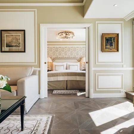 Hotel Sacher 5*