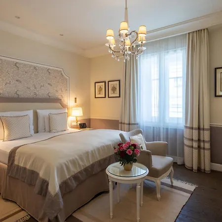 Sacher Hotel 5*