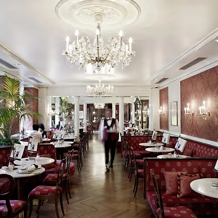 Sacher Hotel 5*