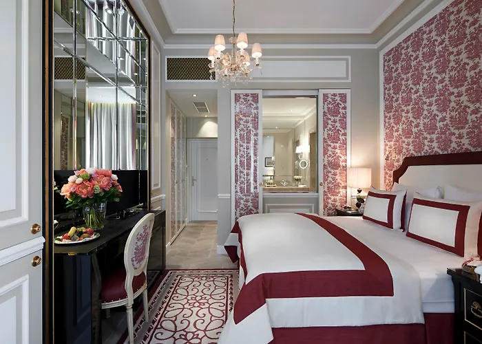Sacher Отель 5*
